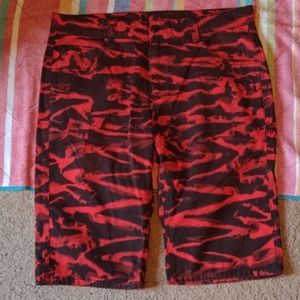 Smoke rise red n black camo w 38